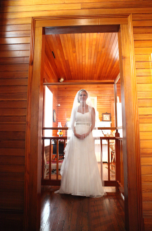 beautiful bride in key west lighthouse