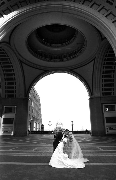 Boston Harbor Hotel, wedding venue in boston, boston wedding photographers, wedding photographers in boston, boston wedding photography, destination wedding in boston, black and white wedding photos
