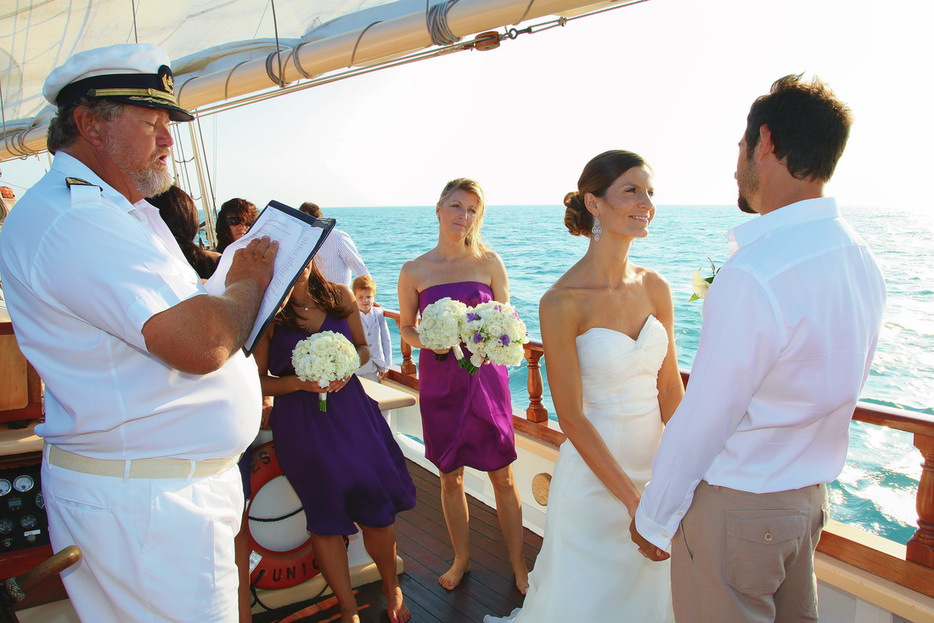 sail boat wedding, wedding on the sail boat, key west wedding, wedding venue ideas, key west wedding photo