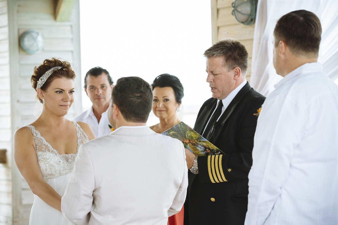 wedding ceremony Picture, bride and groom, getting married photo, key west wedding photographers, florida keys wedding photographers, 