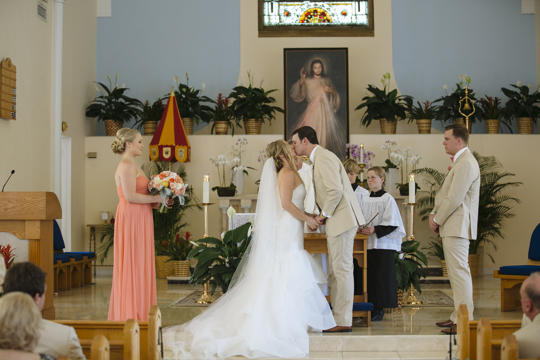 Weddings By Romi, Getting ready pictures, wedding picture, key west wedding photographer, destination wedding photographer, church wedding, church ceremony picture