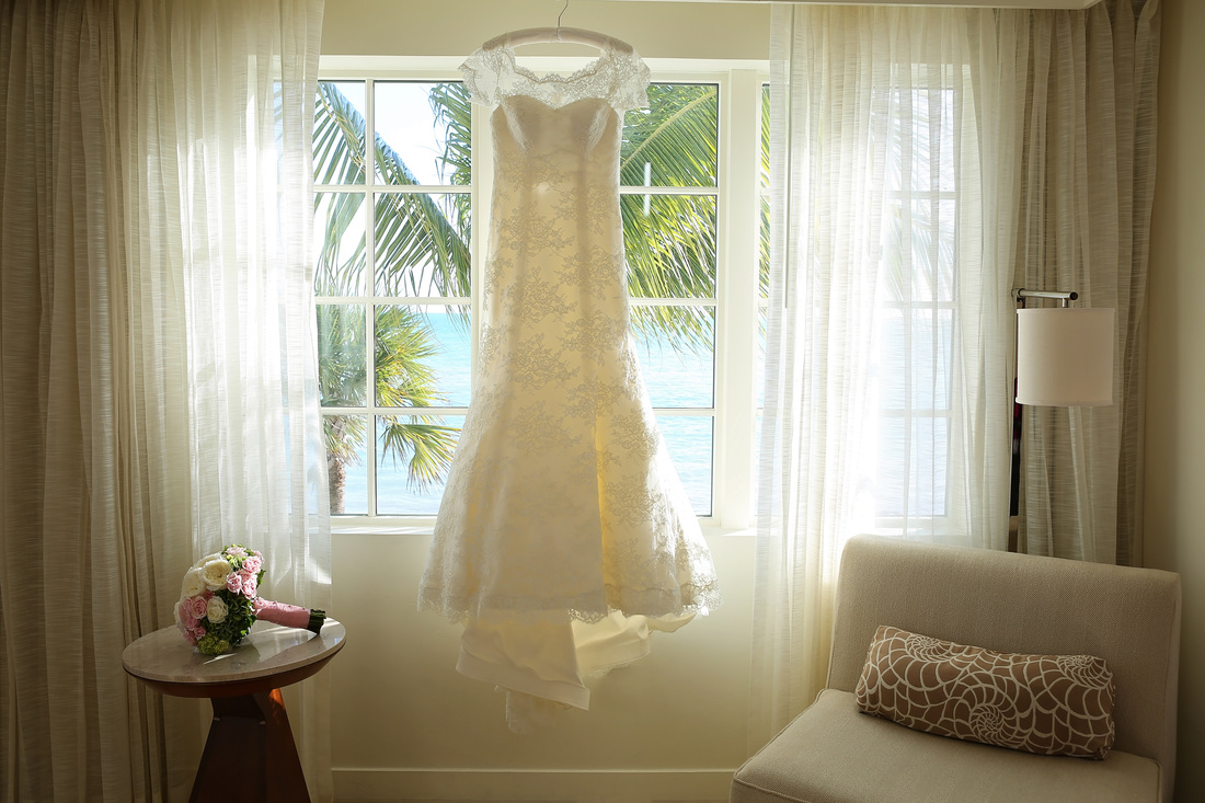 wedding dress photo, destination wedding in casa marina resort