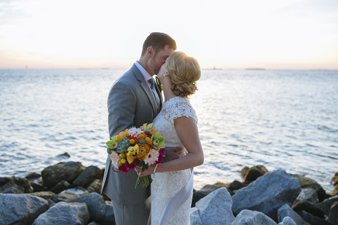 Fort Zachary Taylor Beach ceremony, Fort Zachary Taylor Key West, Beach Ceremony Picture, Key West wedding Photography, 