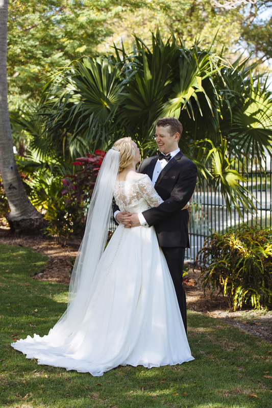 Little White House wedding, Wedding dress picture, Key West wedding Photographer, Key West wedding photography, First Look picture