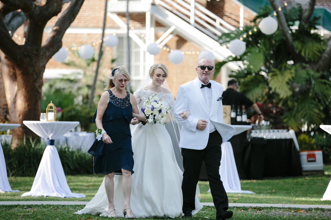 Little White House wedding, Wedding dress picture, Key West wedding Photographer, Key West wedding photography, Wedding Ceremony at Little White House
