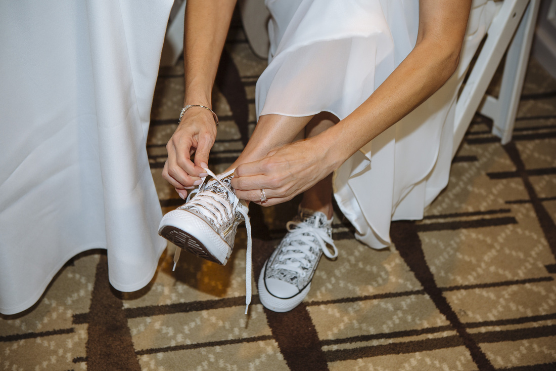 wedding sneakers Picture