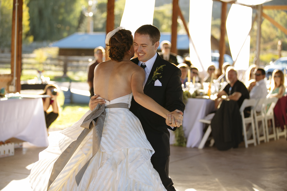 country wedding, colorado wedding, reception location in aspen, first dance picture