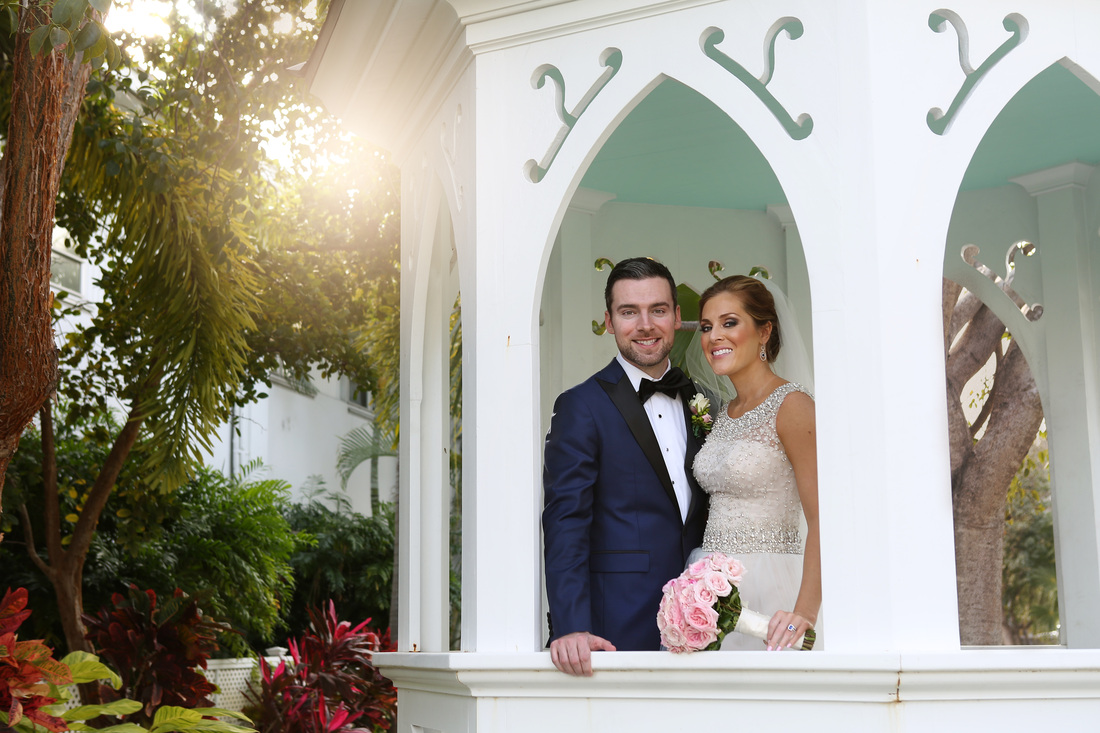 Groom and Bride Picture, St. Mary's Church in Key West, Bride and Groom photo, Destination wedding in key West, Key West wedding photographer