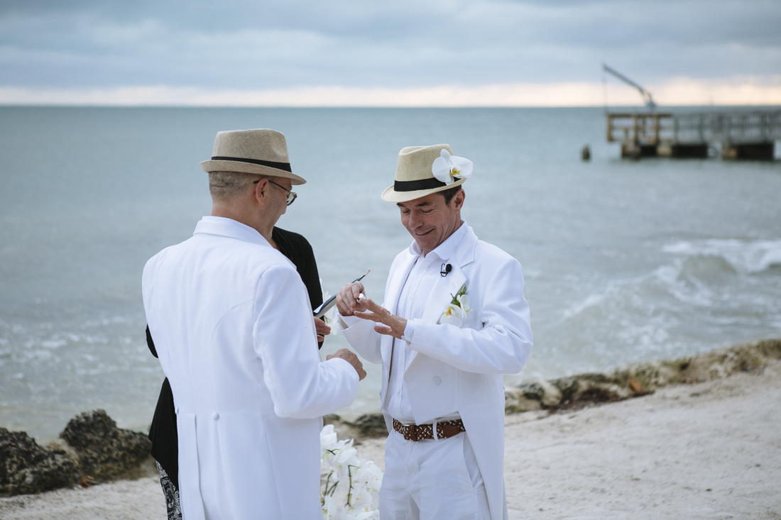 ceremony picture, beach wedding