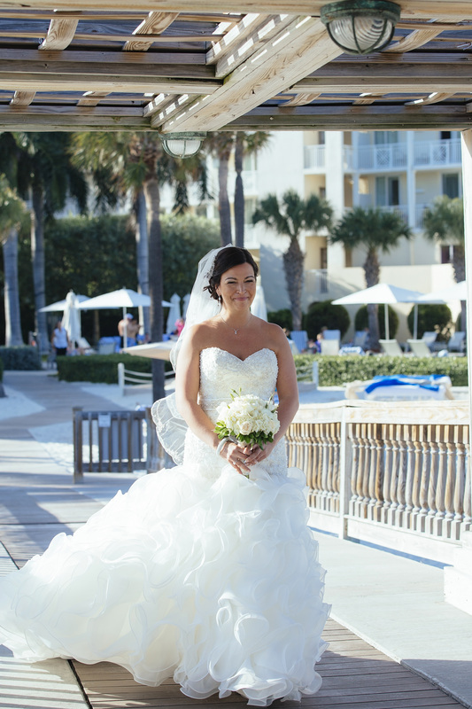 bride walking down the isle,the reach gazebo, the reach hotel resort, waldorf astoria, ceremony set up picture, key west wedding photography, wedding photography, florida keys weddings, weddings by romi,