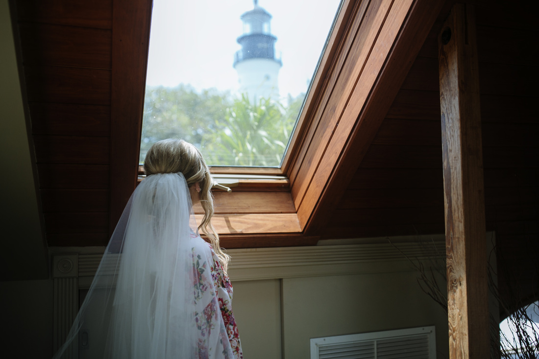 Weddings By Romi, Getting ready pictures, wedding picture, key west wedding photographer, destination wedding photographer, 