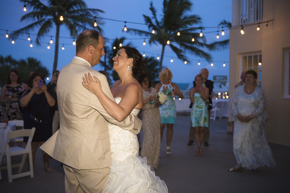 southernmost mansion key west, southern most hotel, destination wedding, key west wedding photo, destination wedding photographer, wedding photographers in florida, florida wedding photographers, night wedding picture,