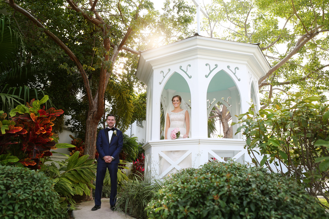 St. Mary's Church wedding, Bride and Groom photo, Destination wedding in key West, Key West wedding photographer