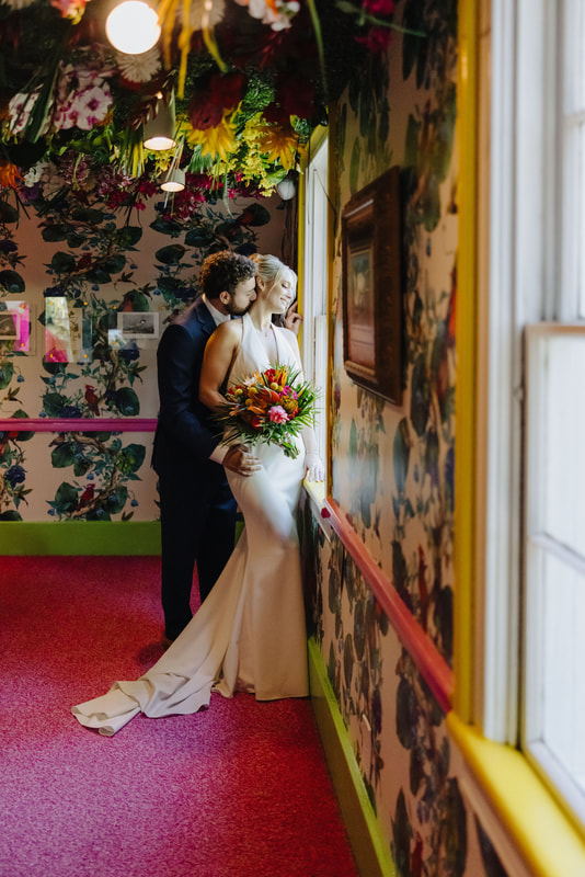 Vibrant tropical wedding reception at Audubon House in Key West Picture
