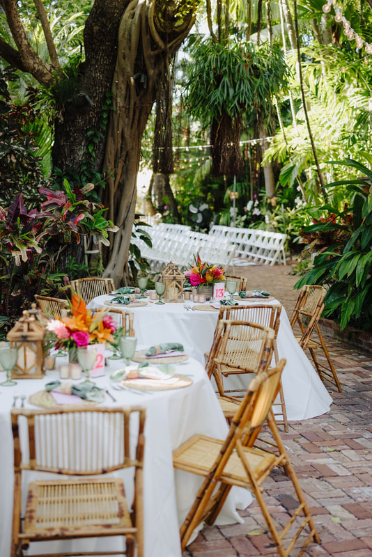 Vibrant tropical wedding reception at Audubon House in Key West Picture