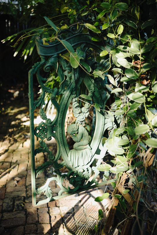 Vibrant tropical wedding reception at Audubon House in Key West Picture