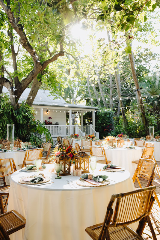 Vibrant tropical wedding reception at Audubon House in Key West Picture