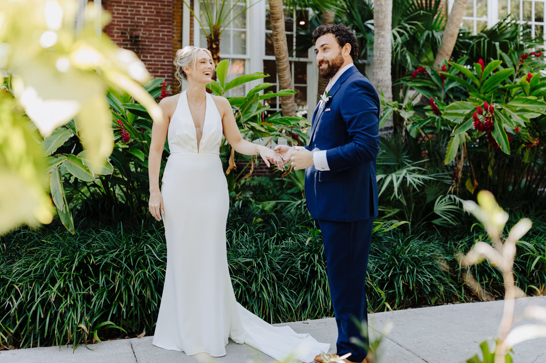 Bride and groom first look by the fountain at Truman Annex Key West Picture