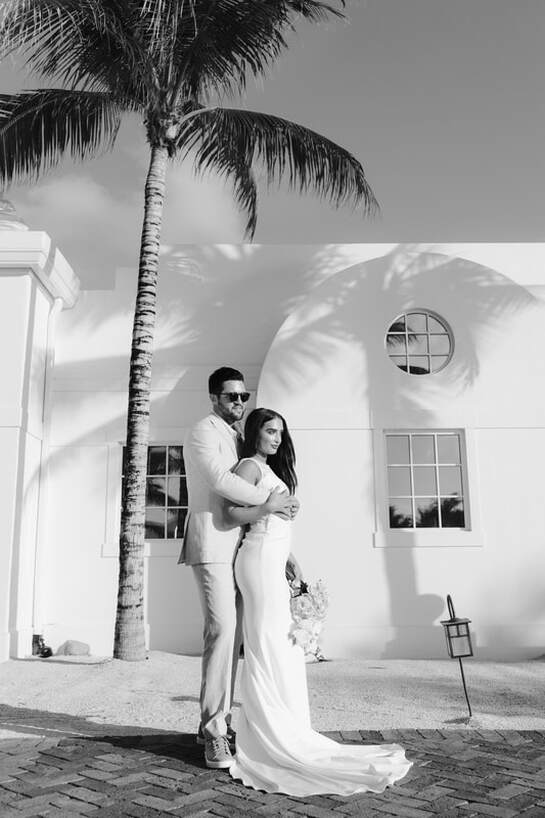 Isla Bella engagement photographer picture