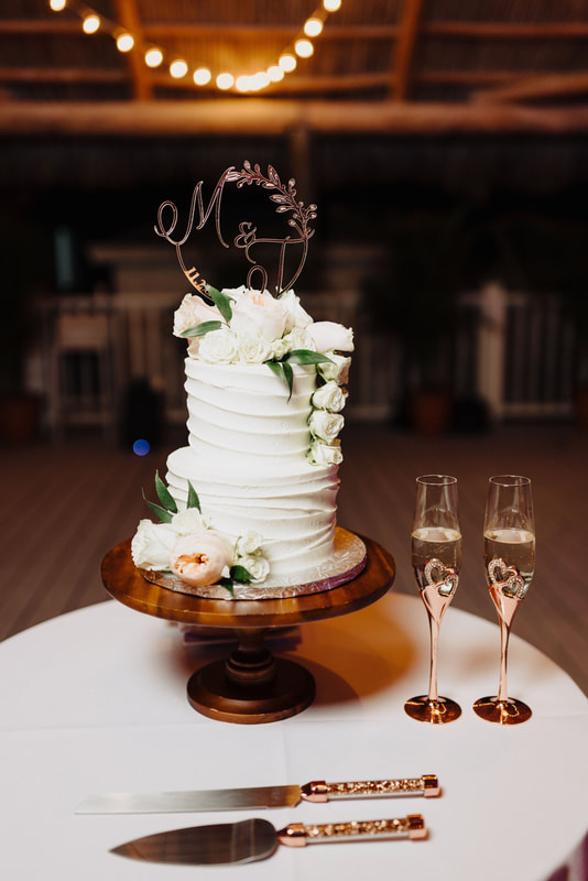 Key West wedding cake