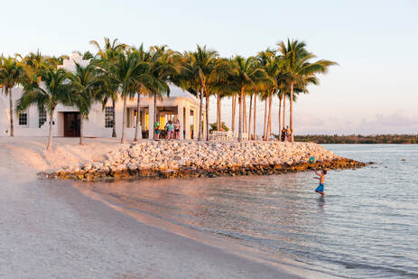 Isla Bella Resort, Florida Keys Wedding Locations, Weddings By Romi, Florida keys Wedding photographers