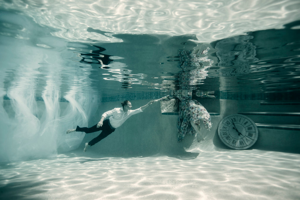 Underwater Photo, Underwater Save the date cards,  Save the date inspiration, Romi Burianova, Underwater Photographer, Key West Photographer, Key West Photography, Ethereal Underwater Pictures, Engagement Photos 