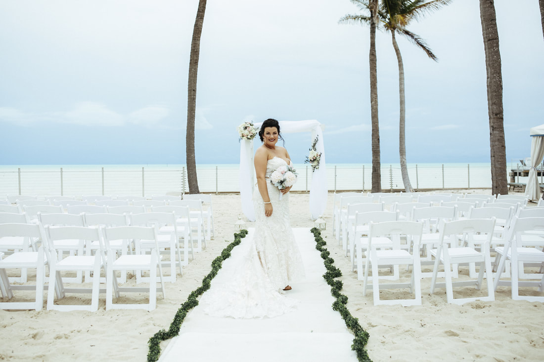 Southernmost Beach Resort Wedding, Beach wedding, Key West wedding, Key West wedding photography, Key West wedding Photographer, Wedding Arch, Wedding Decor