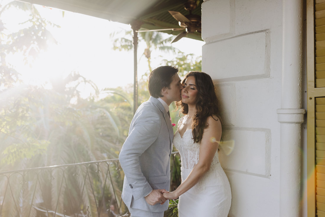 Hemingway Home wedding picture