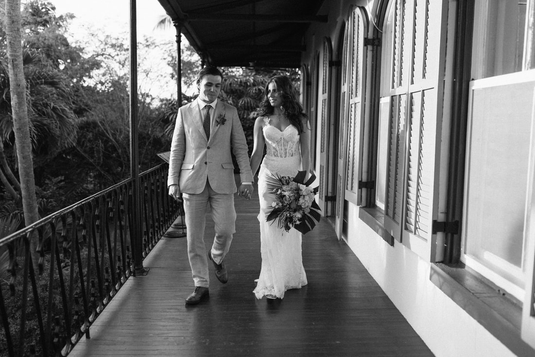 Hemingway Home wedding picture