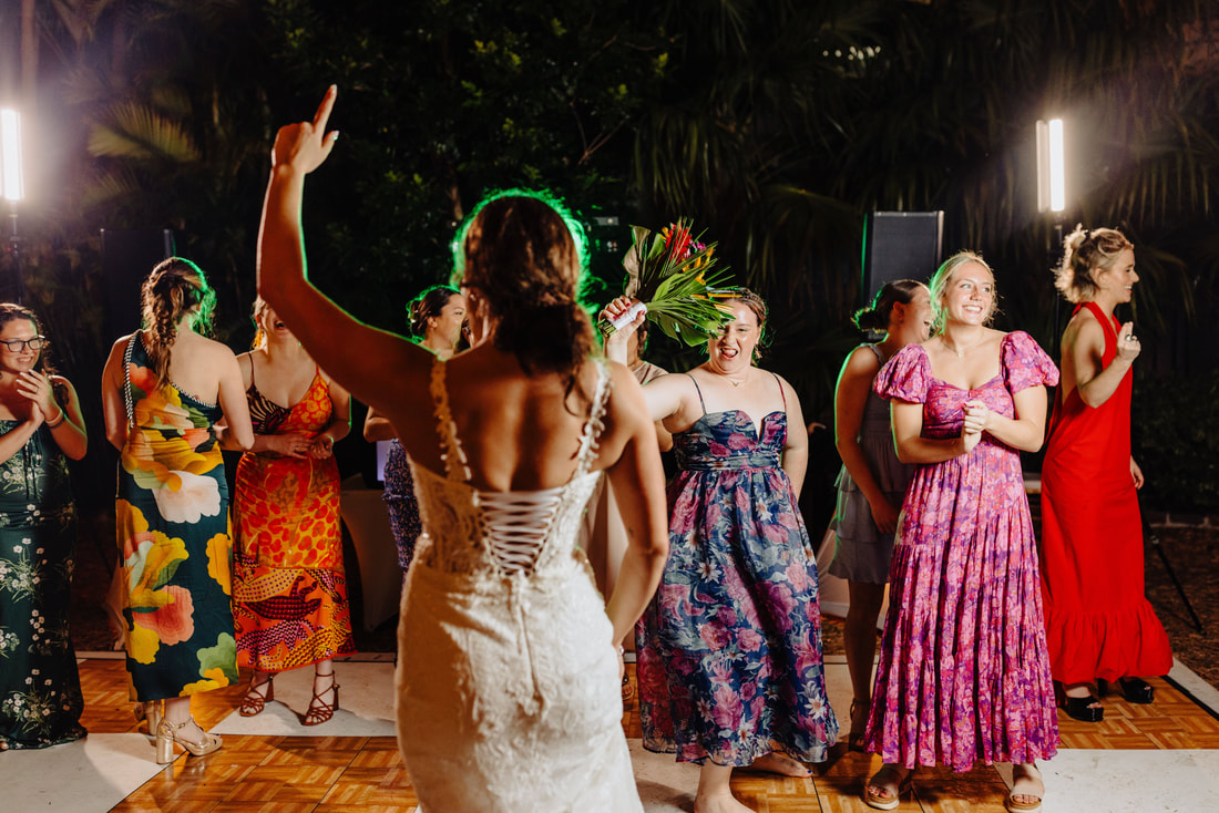 Hemingway Home reception wedding picture