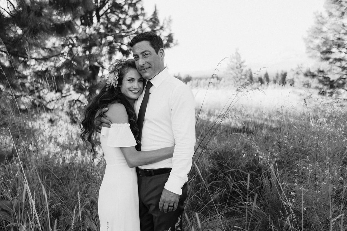 Oregon wedding photographer picture