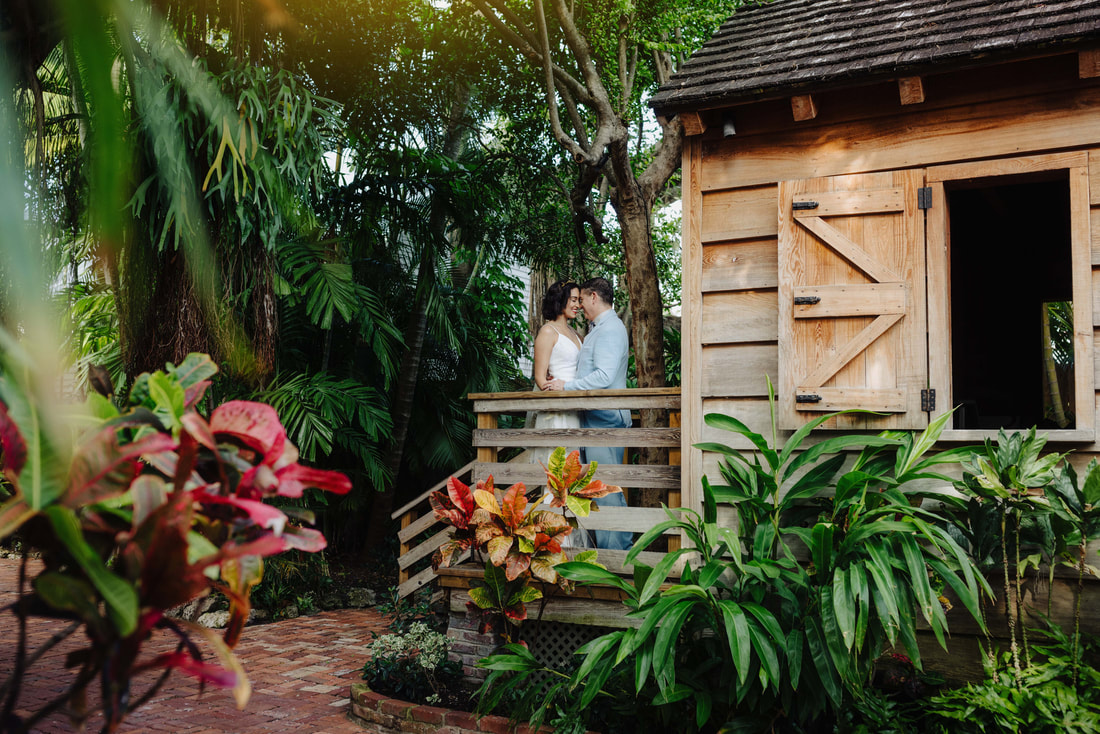 Key West wedding photographer and Audubon House wedding picture