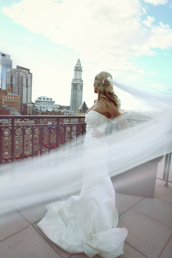 Boston Harbor Hotel, wedding venue in boston, boston wedding photographers, wedding photographers in boston, boston wedding photography, bride, veil, wedding dress, 