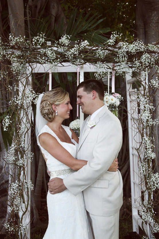 key west lighthouse wedding photos, key west wedding photographers, wedding photographers in key west, key west wedding venues, beautiful key west wedding photos