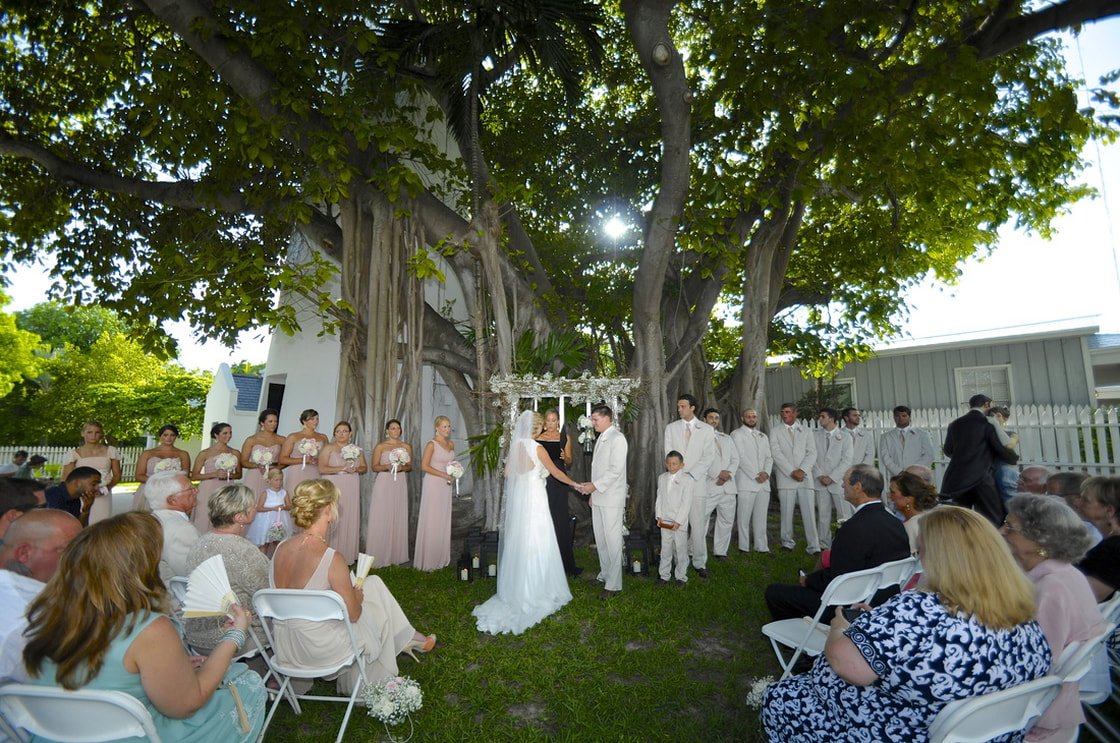 lighthouse wedding ceremony, key west wedding photo, key west wedding photographers, wedding photographers in key west florida, 