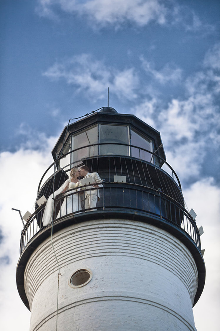 key west lighthouse wedding photos, key west wedding photographers, wedding photographers in key west, key west wedding venues, beautiful key west wedding photos