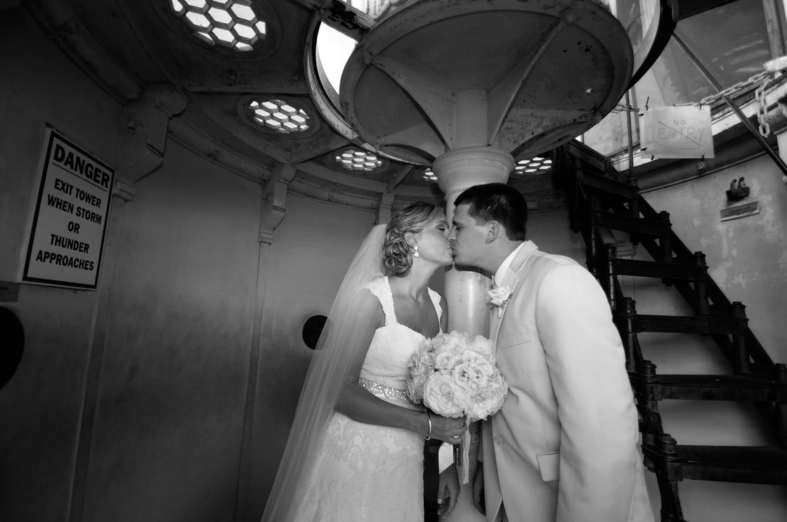 key west lighthouse wedding photos, key west wedding photographers, wedding photographers in key west, key west wedding venues, beautiful key west wedding photos