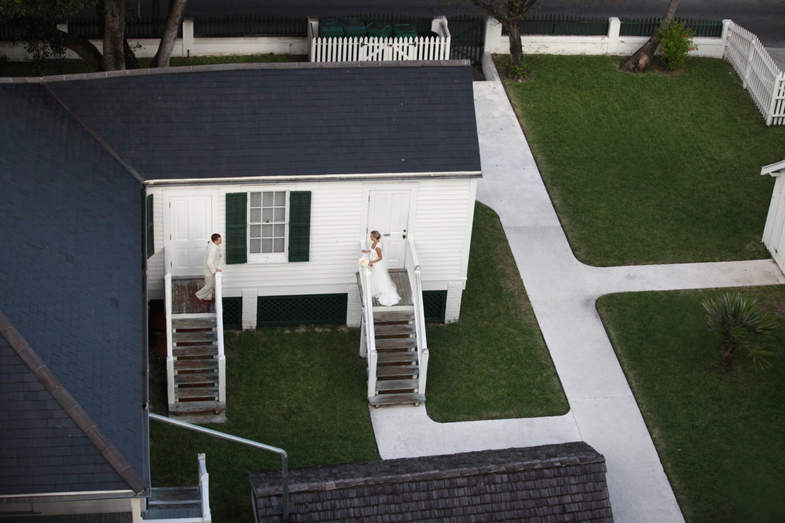 key west lighthouse wedding photos, key west wedding photographers, wedding photographers in key west, key west wedding venues, beautiful key west wedding photos