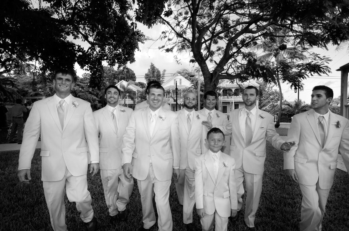 groomsman's wedding photo, key west lighthouse wedding photos, key west wedding photographers