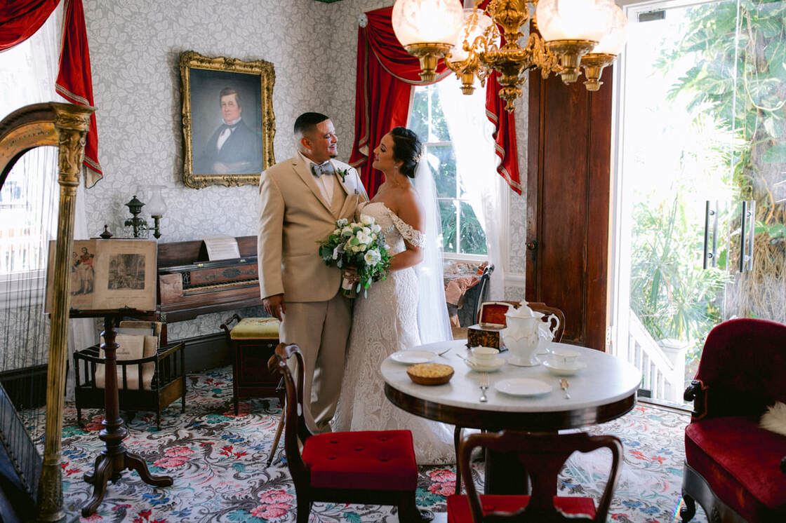 Weddings By Romi, Audubon House wedding, Key West Wedding Photographer, Key West wedding photographers, Key West photography, Florida Keys Wedding Photographers, Key West wedding venues, Bride and Groom pictures