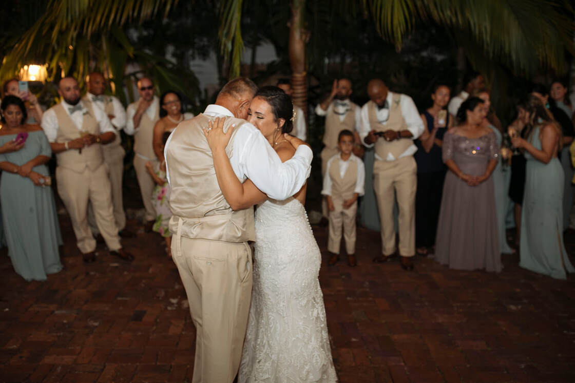 Weddings By Romi, Audubon House wedding, Key West Wedding Photographer, Key West wedding photographers, Key West photography, Florida Keys Wedding Photographers, Key West wedding venues,  Wedding Reception